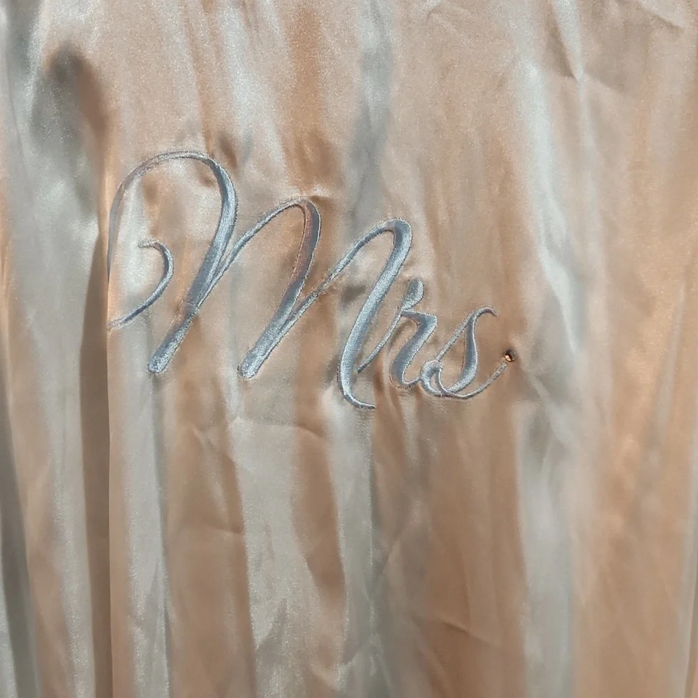 Bridal Robe - Picture 3 of 3